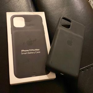 iPhone 11 pro max smart battery case!